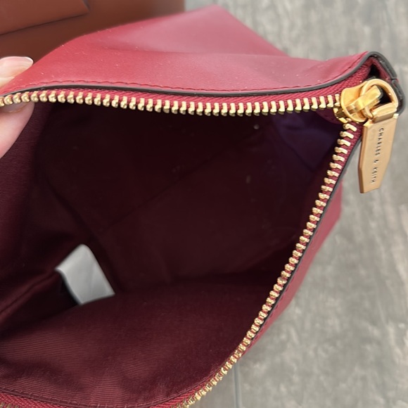 Charles&Keith｜bucket crossbody bag - Picture 5 of 5